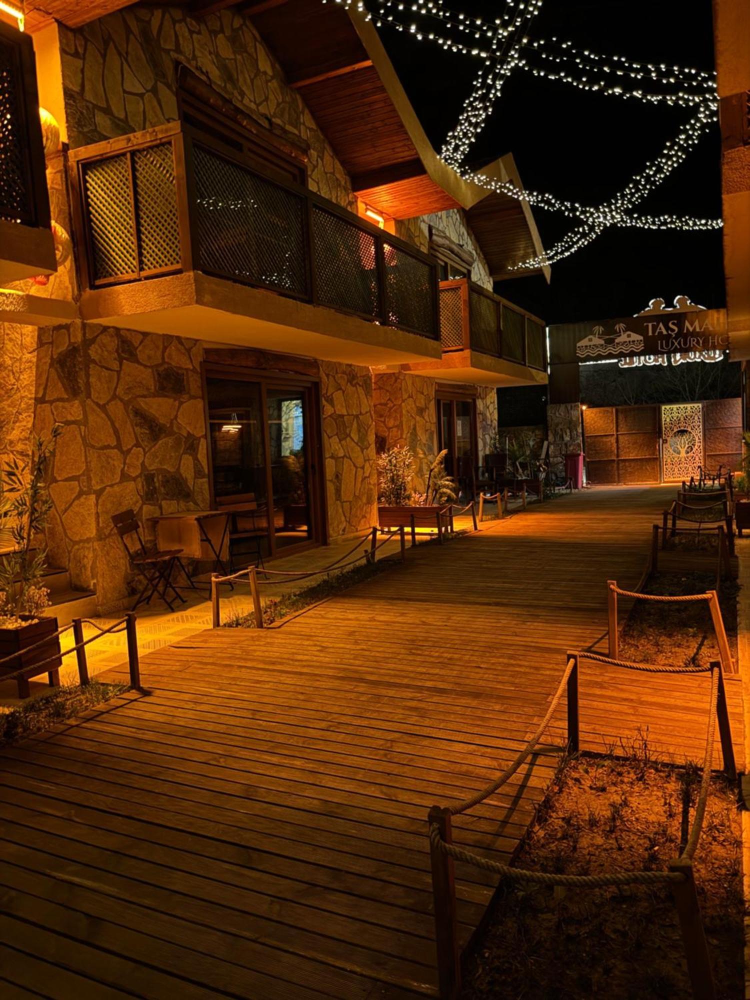Tas Mahall Luxury Hotel Ağva Exterior foto